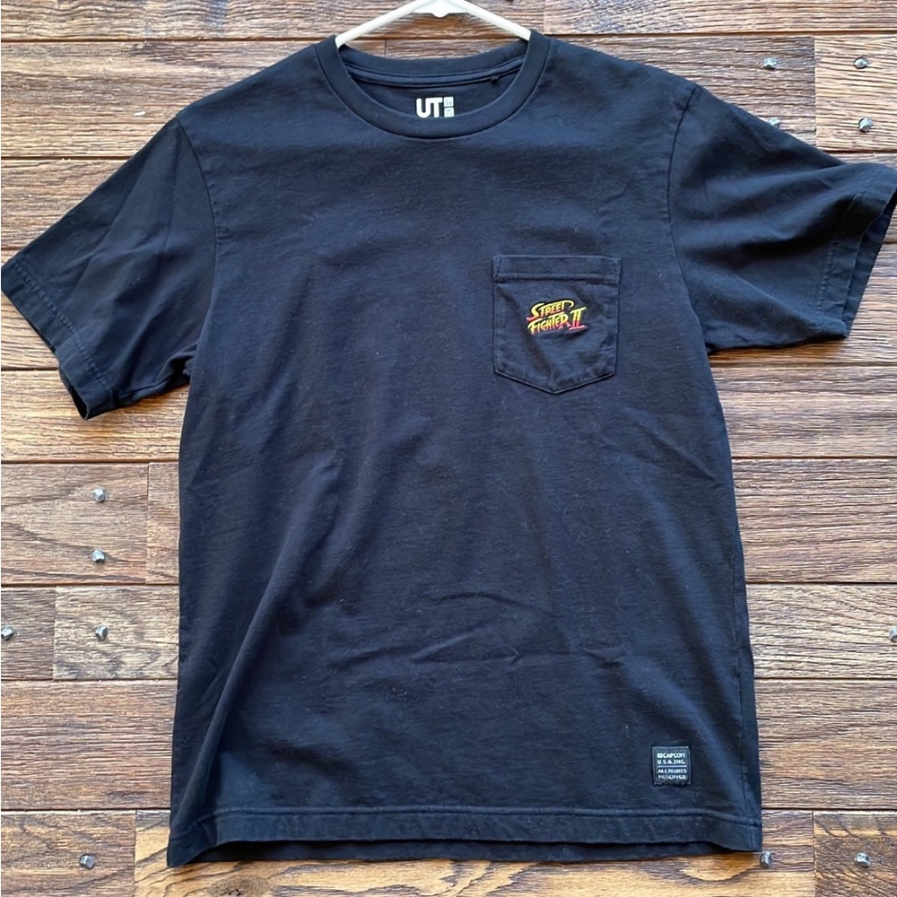 Uniqlo Street Fighter Capcom Black Shirt